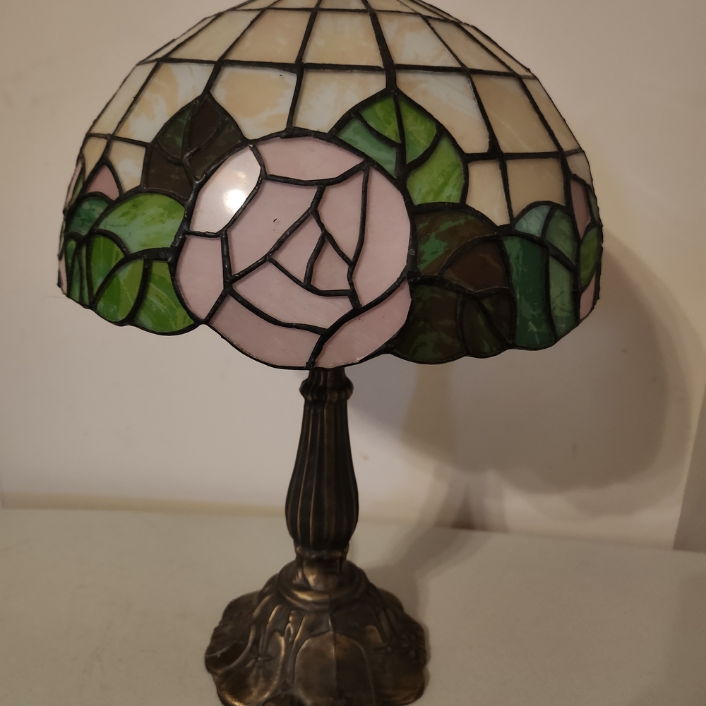 Stained Glass Table Lamp with Pink and Green Floral Design
